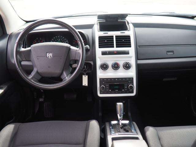 Dodge Journey 2010 photo 6